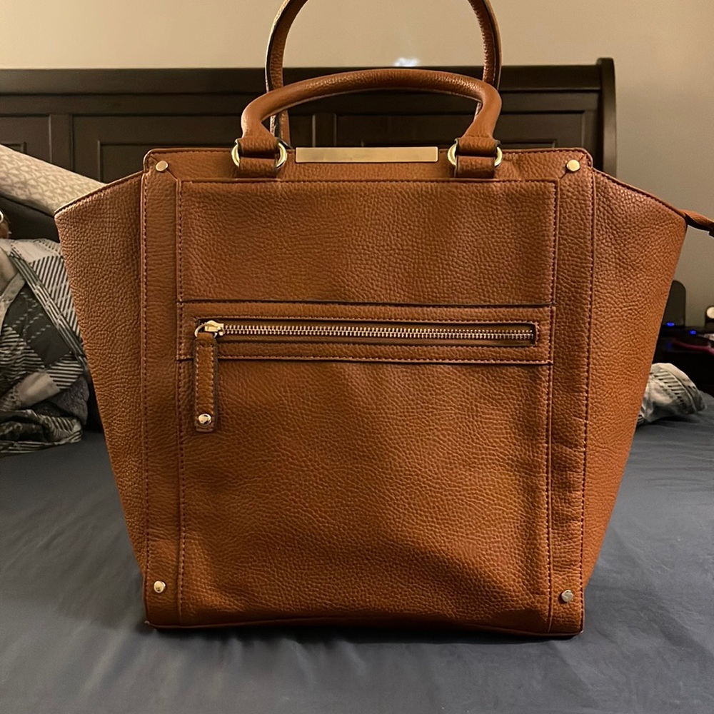 Simons Genuine Leather Purse 👜